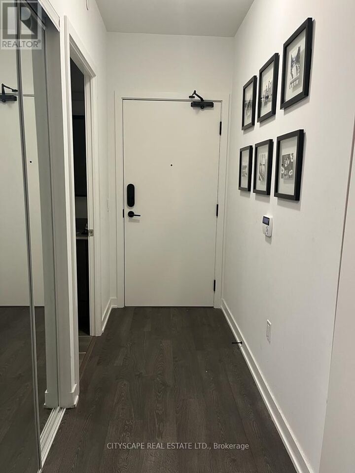 Property Photo:  4675 Metcalfe Avenue 309A  ON L5M 0Z8 