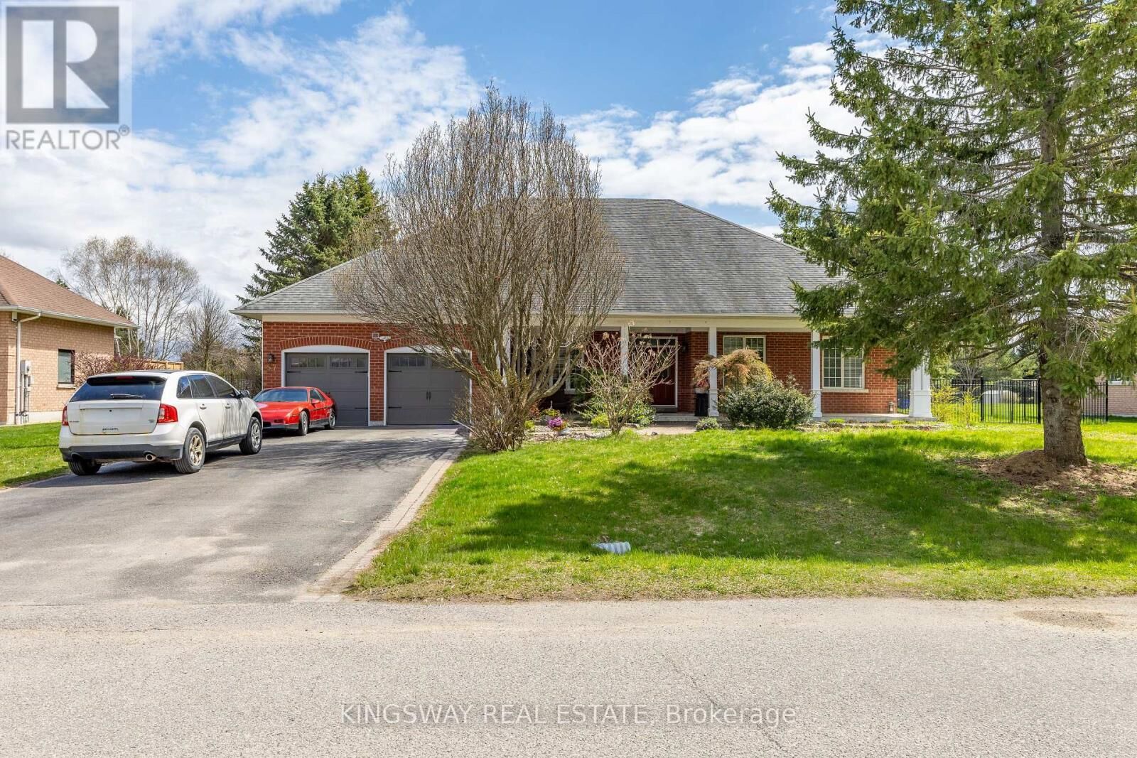 Property Photo:  57 McMullen Drive  ON L4A 7X4 