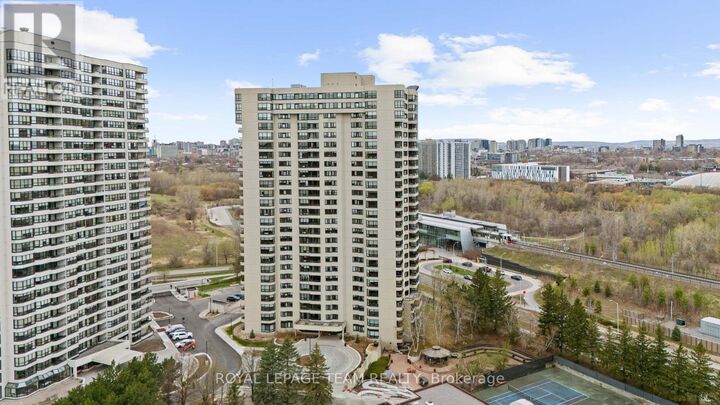 Property Photo:  1500 Riverside Drive 1507  ON K1G 4J4 