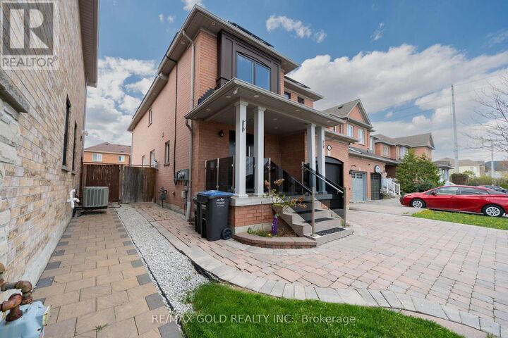 Property Photo:  19 Spring Valley Court  ON L6P 2E6 