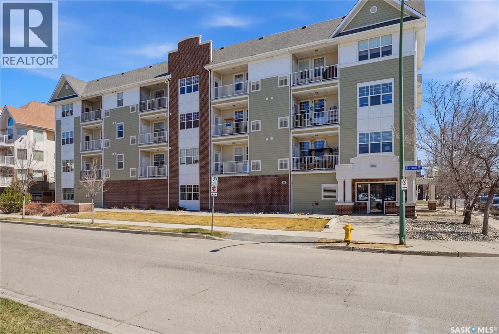 Property Photo:  206 2255 Angus Street  SK S4T 2A3 