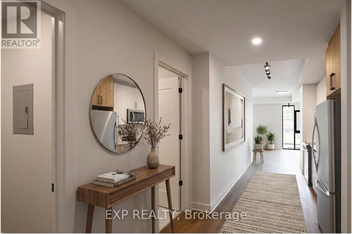 Property Photo:  331 Cooper Street 504  ON K2P 0G5 