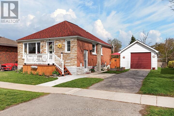 Property Photo:  17 Margaret Street North  ON K0L 1L0 
