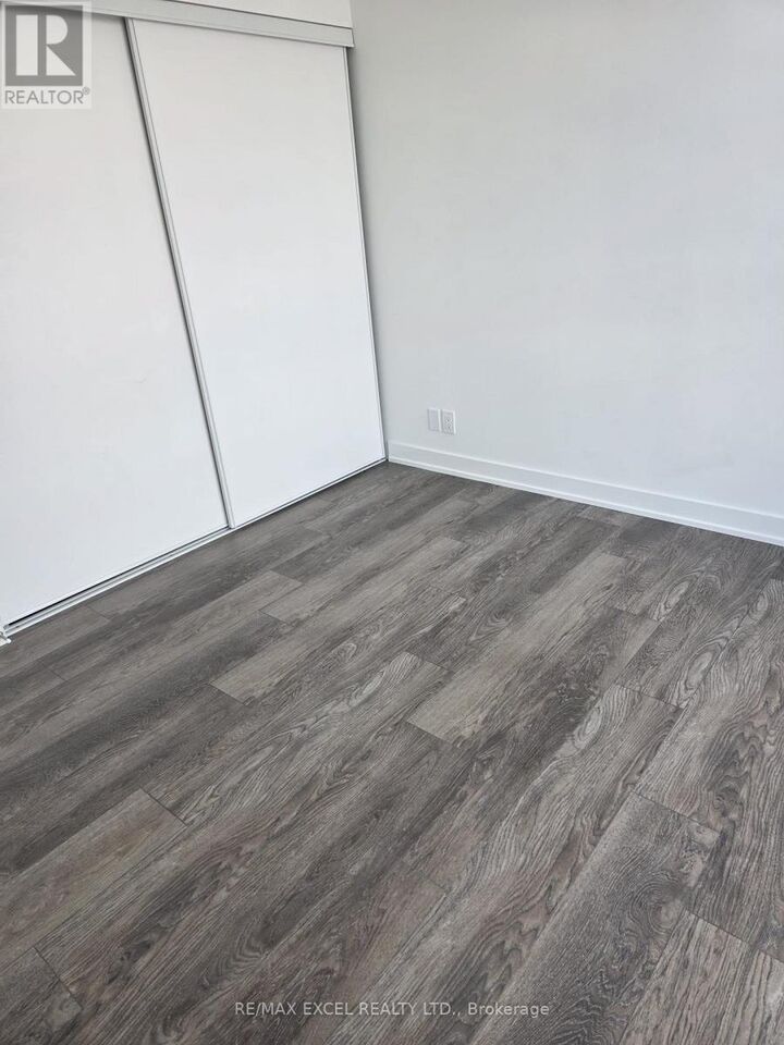 Property Photo:  743 Warden Avenue 321  ON M1L 4A8 