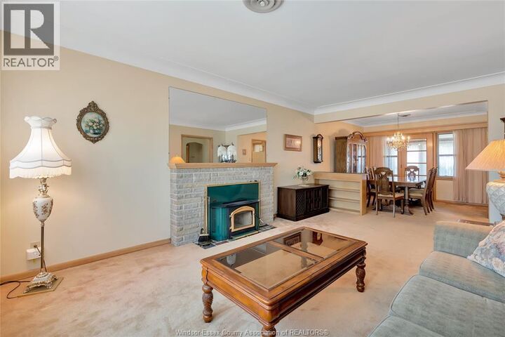 Property Photo:  273 Henkel Place  ON N8Y 2E8 
