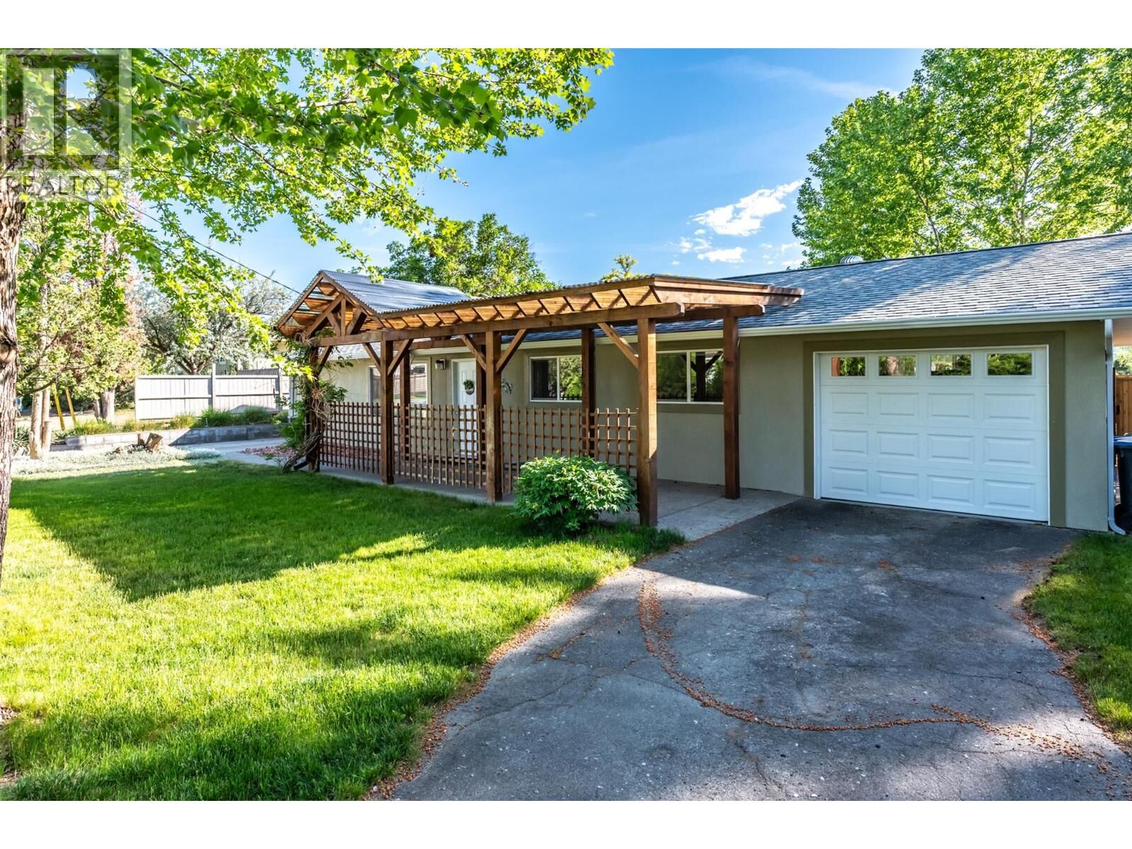 Property Photo:  1080 Morningstar Road  BC V0H 1T6 