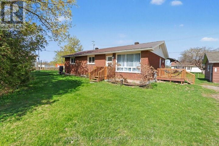 Property Photo:  130 Saumure Circle  ON K7A 4S4 