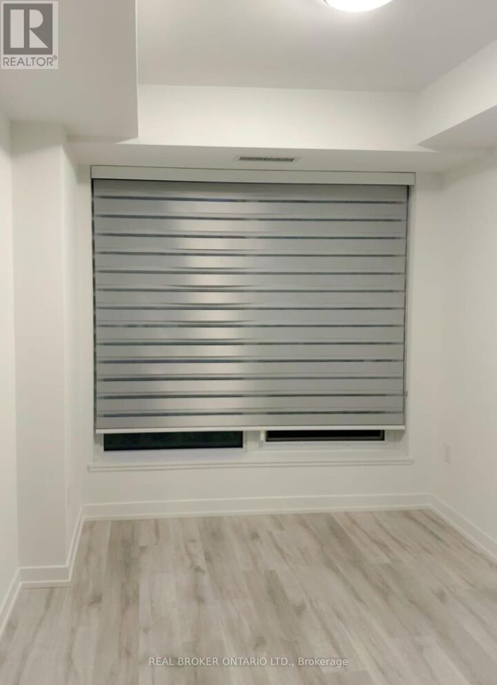 Property Photo:  8 Olympic Garden Drive S518  ON M2M 4E7 