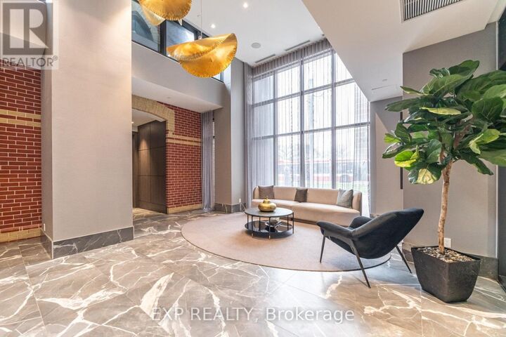 Property Photo:  286 Main Street 210  ON M4C 0B3 