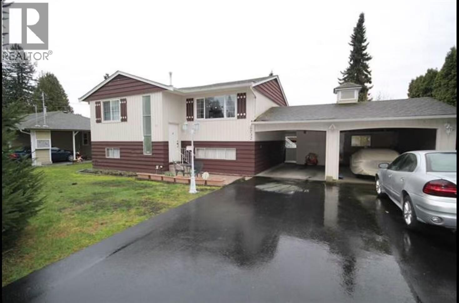 Property Photo:  20732 114 Avenue  BC V2X 1K1 