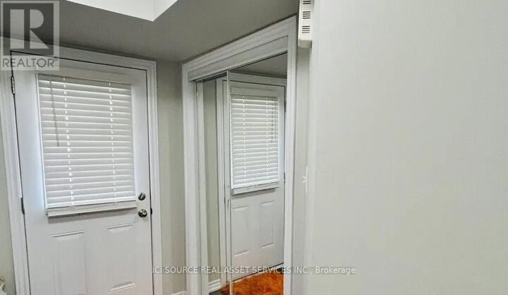 Property Photo:  20 Savage Drive  ON L8B 0A3 