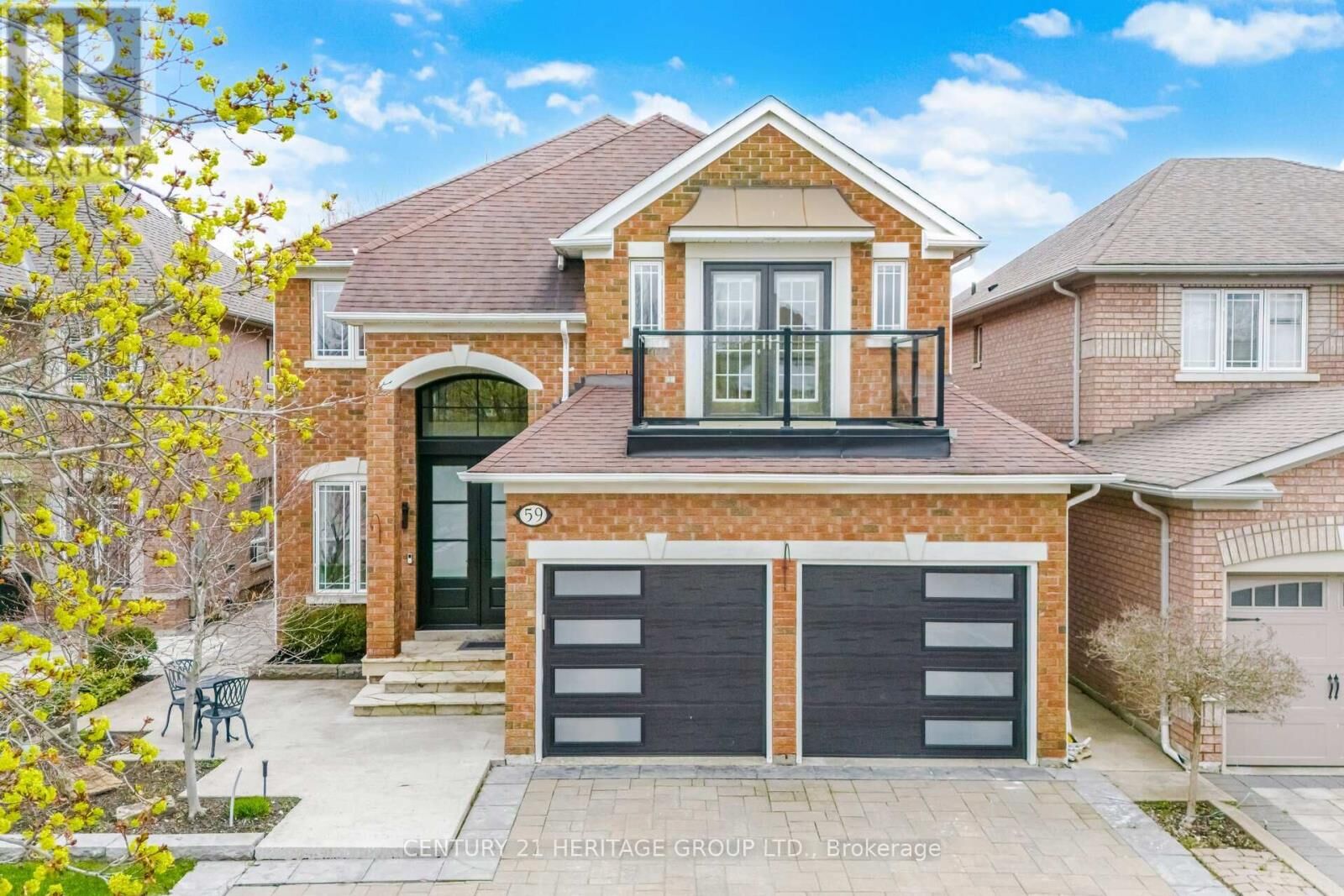 Property Photo:  59 Estate Garden Drive  ON L4E 3V5 