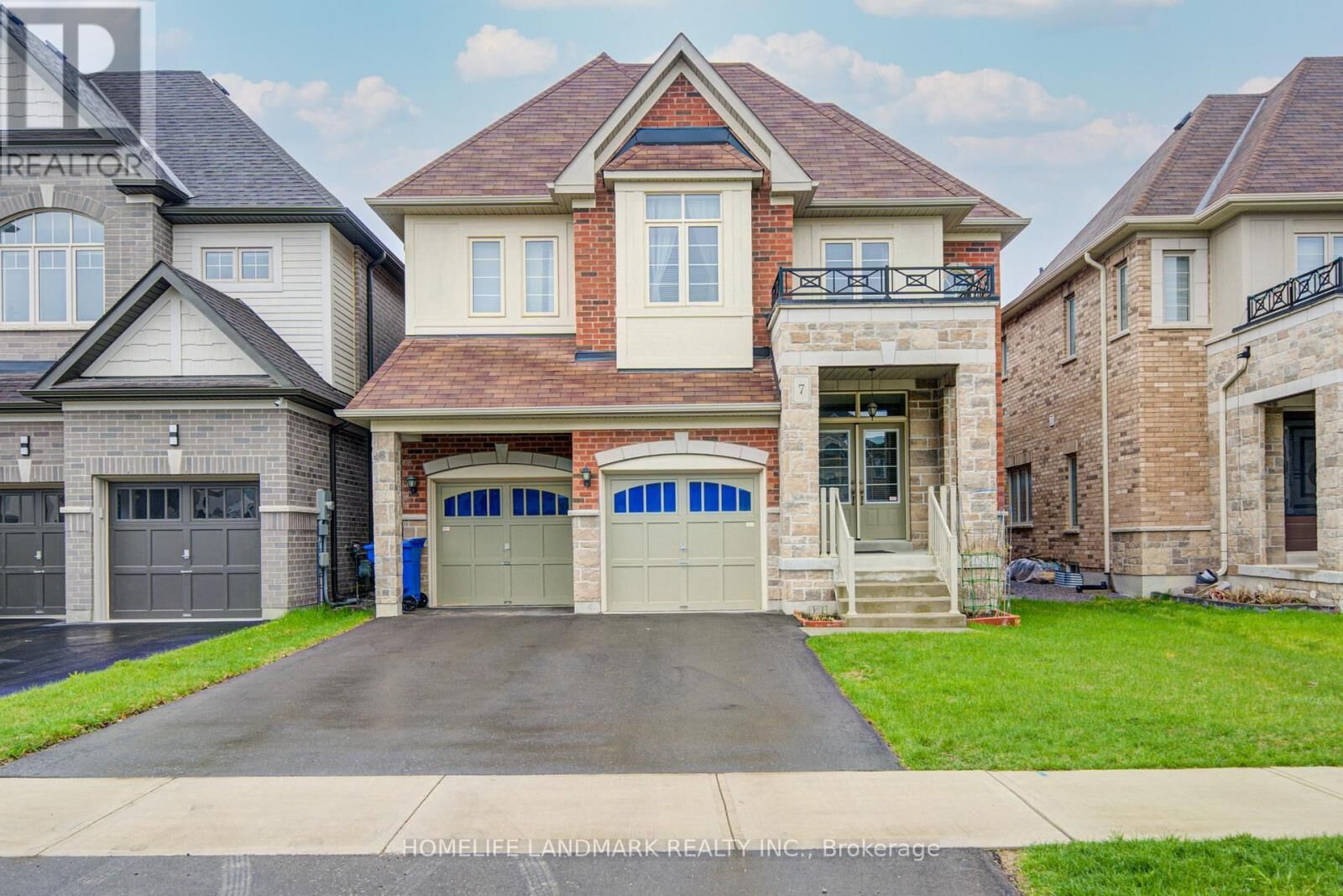 Property Photo:  7 Kenneth Ross Bend  ON L9N 0T7 