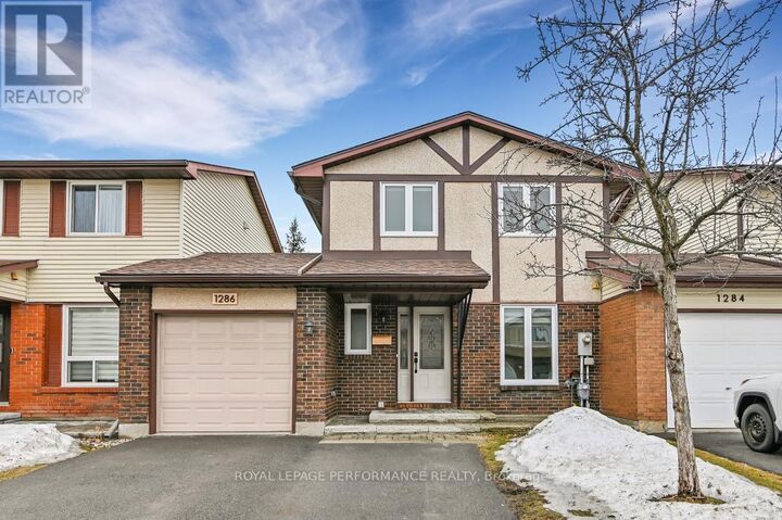 Property Photo:  1286 Cedarcroft Crescent  ON K1B 5C7 