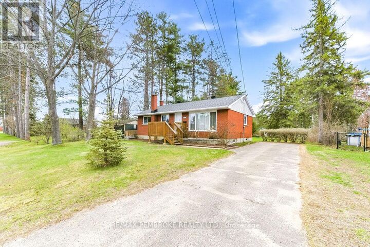 Property Photo:  20 Elmer Avenue  ON K8H 2M2 
