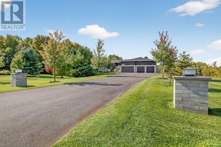 Property Photo:  120 Derbeyshire Street  ON K2W 0E7 