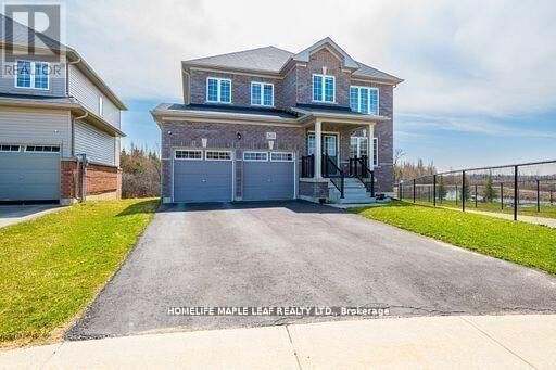 Property Photo:  301 Moody Street  ON N0C 1B0 