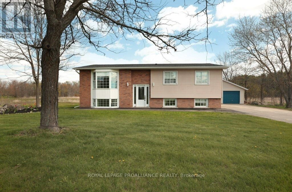 Property Photo:  7872B Highway 62  ON K0K 2B0 
