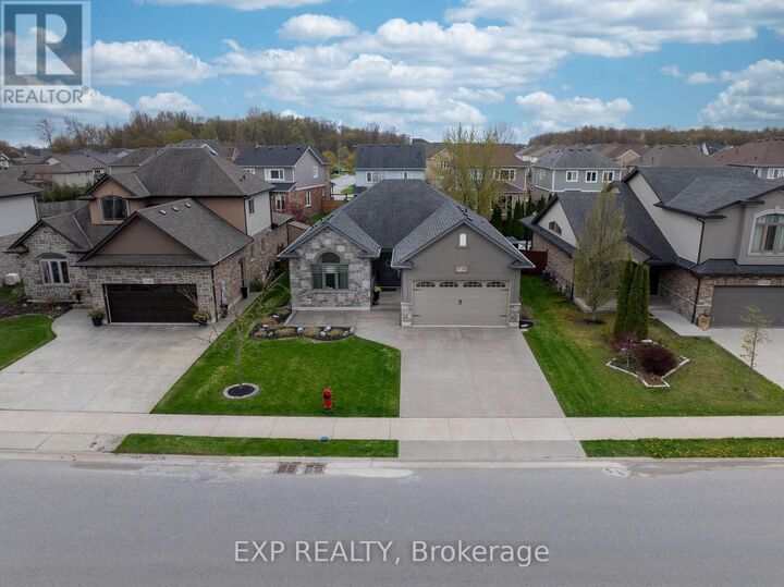 Property Photo:  8736 Angie Drive  ON L2H 0H9 