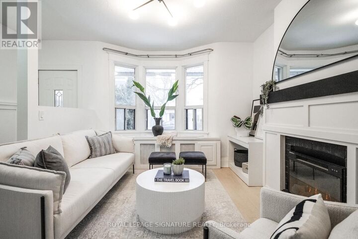 Property Photo:  216 Parkmount Road Upper  ON M4J 4V6 