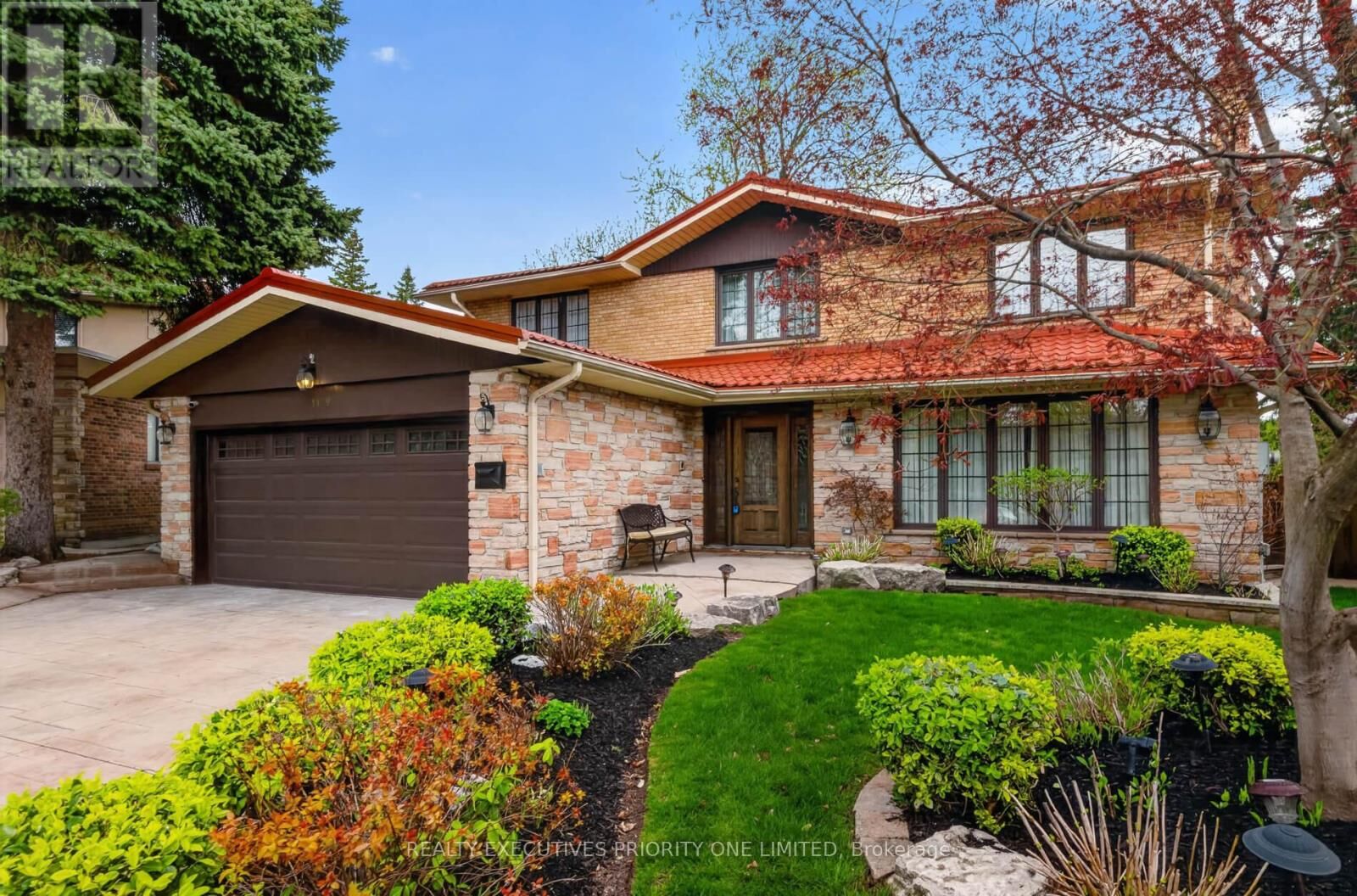 Property Photo:  1149 Spragg Court  ON L5C 2Z9 