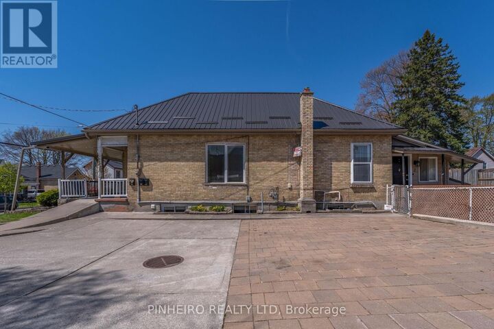 Property Photo:  786 Nelson Street  ON N5Z 1K3 