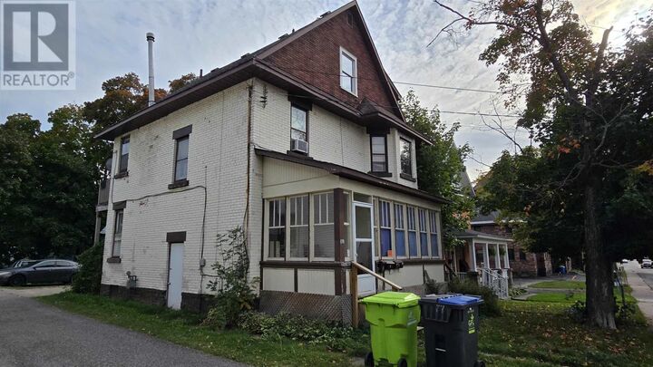 Property Photo:  178 Spring St  ON P6A 3A5 