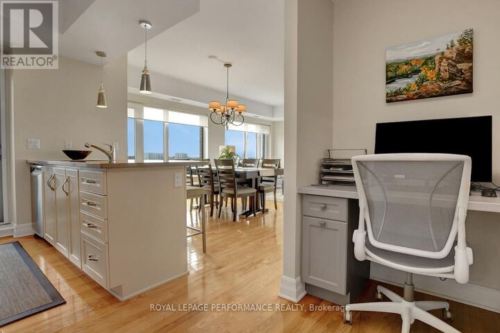 Property Photo:  75 Cleary Avenue 1101  ON K2A 1R8 