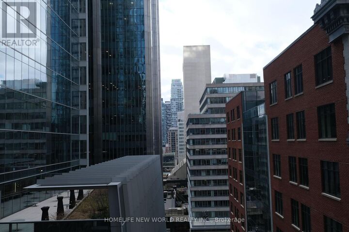 Property Photo:  70 Temperance Street 1012  ON M5H 4E8 