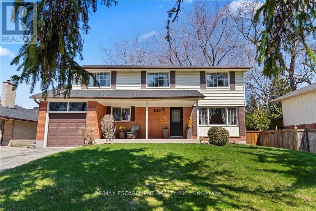 Property Photo:  1193 Sixth Line  ON L6H 1W8 