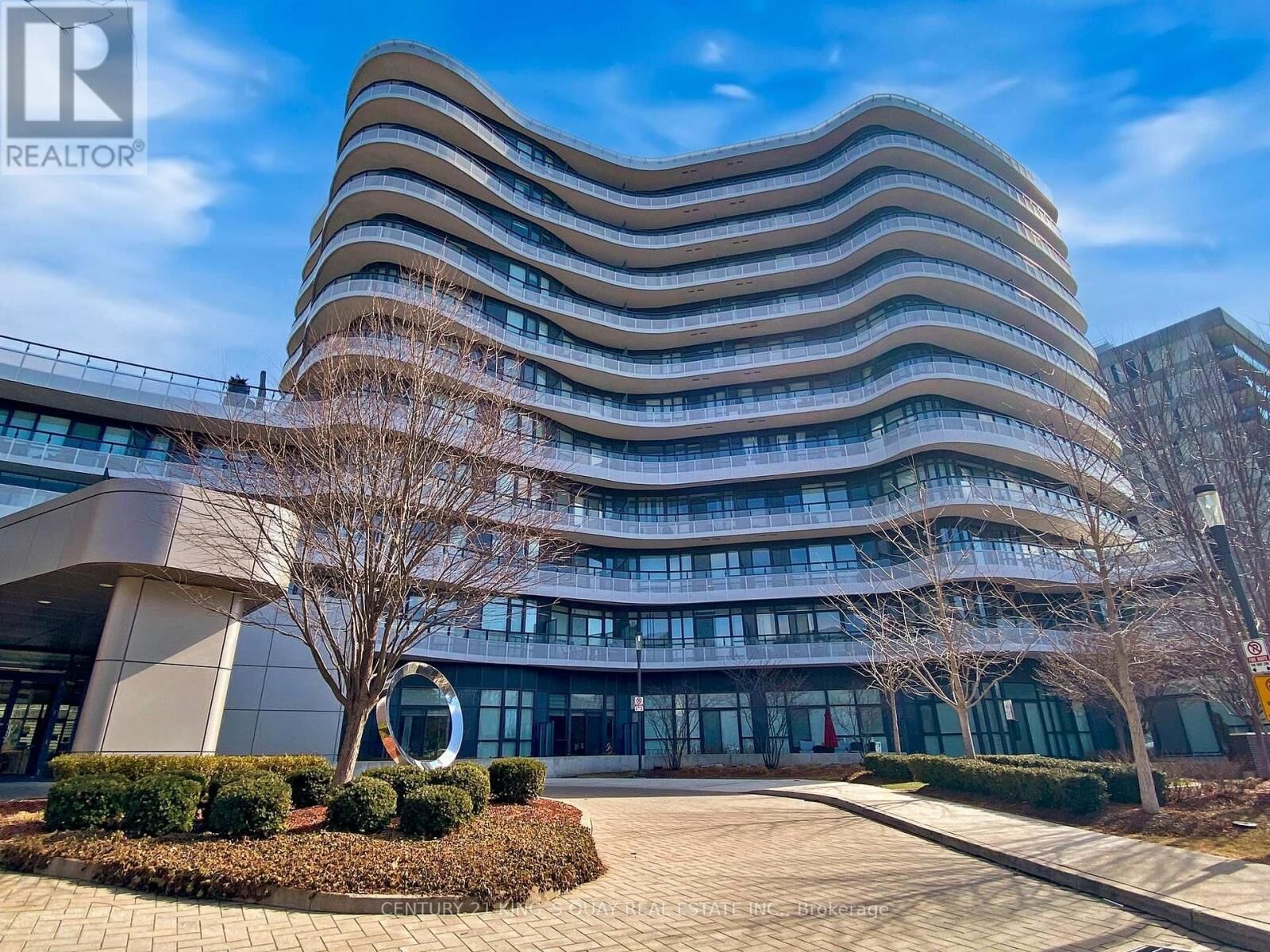 Property Photo:  99 The Donway West 706  ON M3C 0N8 