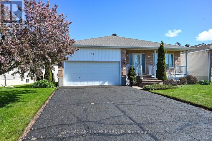 Property Photo: 11 Decaria Boulevard ON K7H 3P6