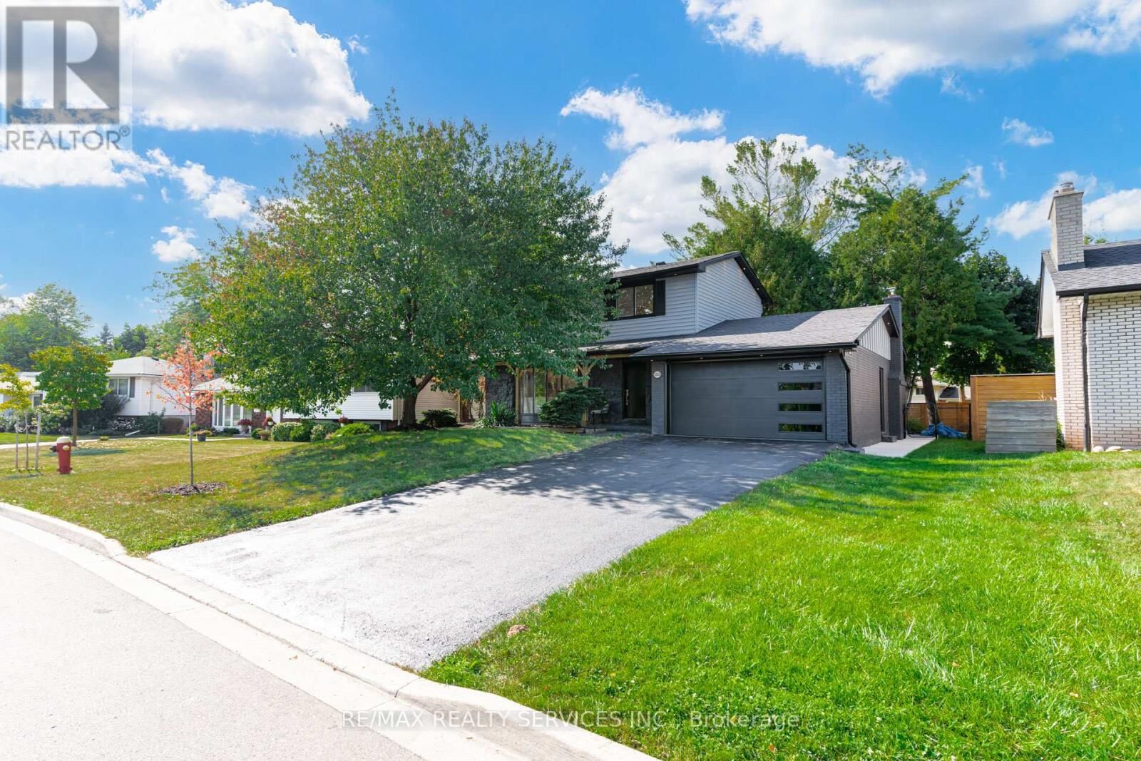 Property Photo:  5133 Cherryhill Cres  ON L7L 4B8 