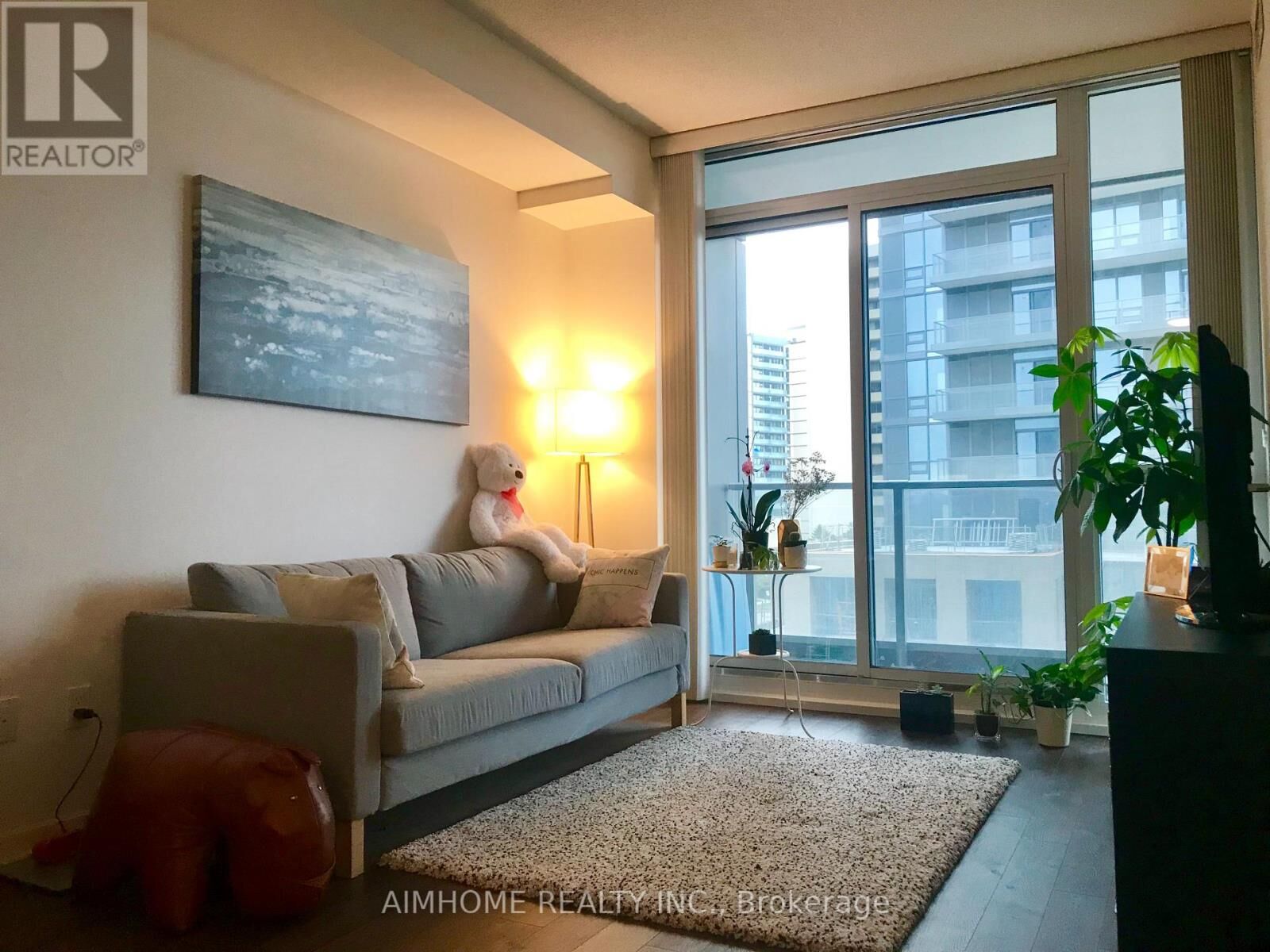 Property Photo:  52 Forest Manor Road 506  ON L3R 6G2 