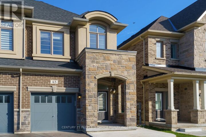 Property Photo: 43 Quinton Ridge ON L6Y 6J4
