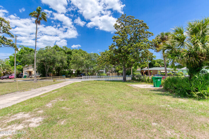 Property Photo:  732 Avondale Avenue  FL 32117 