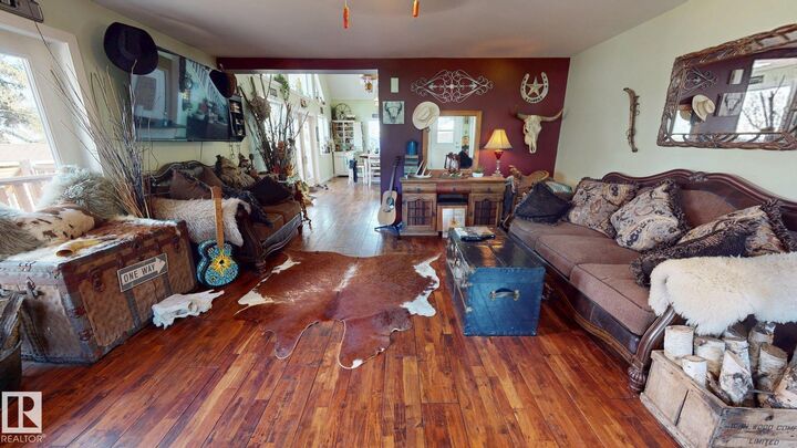 Property Photo:  130 Lakeshore Drive  AB T0E 1V0 
