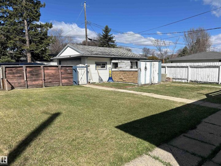 Property Photo:  9612 75A Street NW  AB T6C 2J3 
