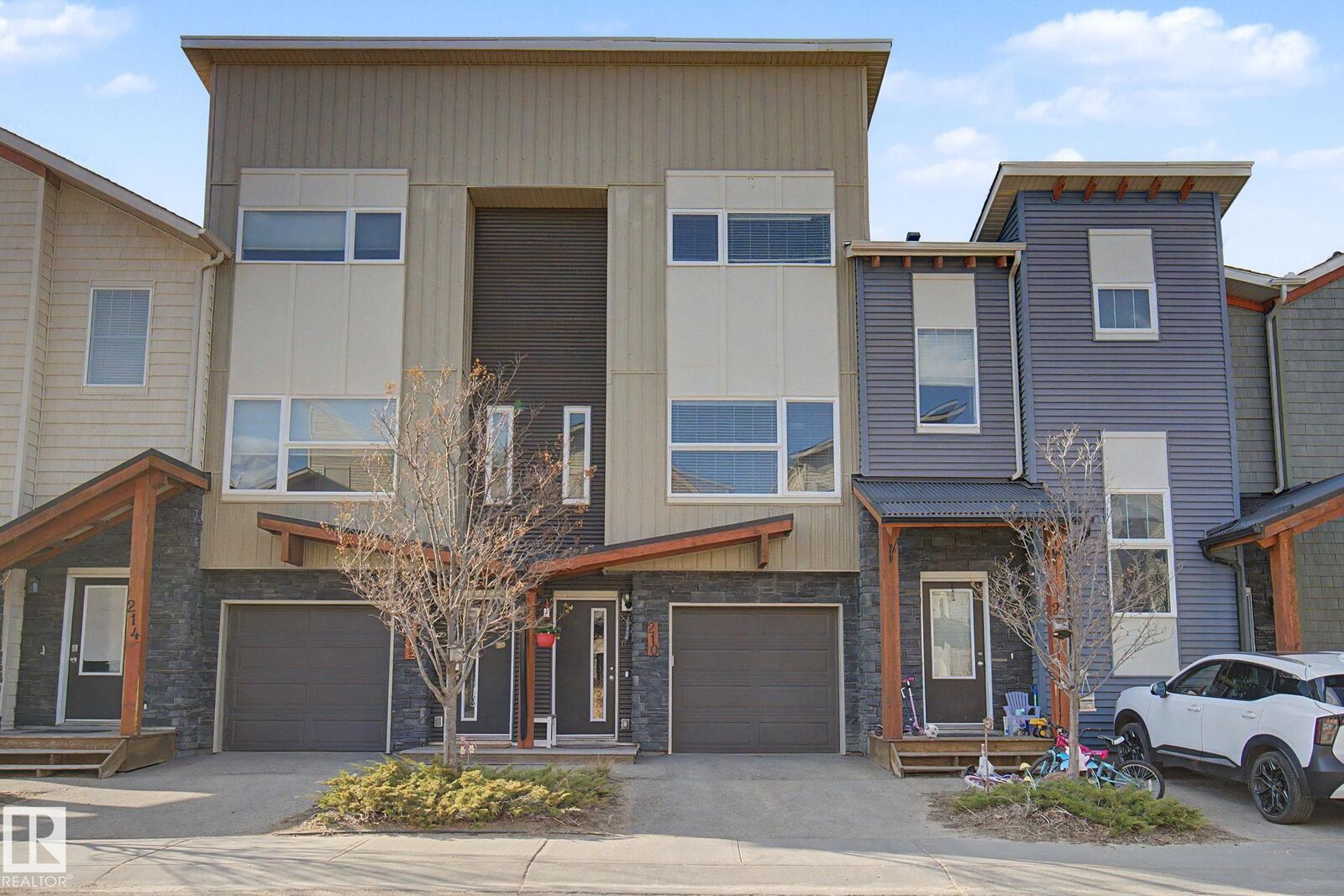 Property Photo:  401 Southfork Drive 210  AB T9E 0X1 