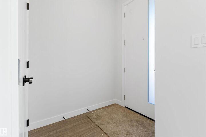 Property Photo:  12427 47 Street NW  AB T5W 5E5 