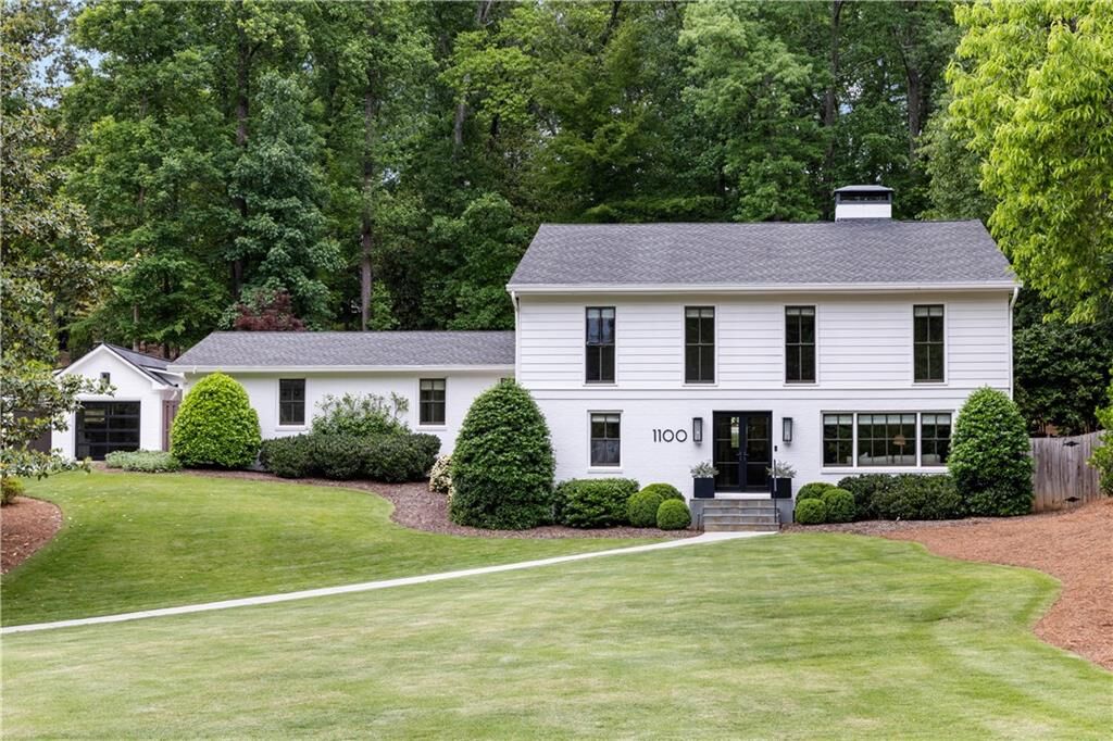 Property Photo:  1100 Kingston Drive  GA 30342 