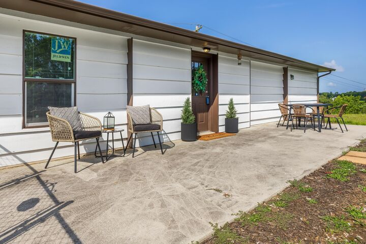 Property Photo: 2476 Ladd Springs Road SE TN 37362