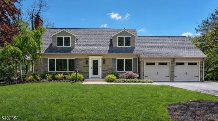 Property Photo:  36 Beverly Rd  NJ 07940 