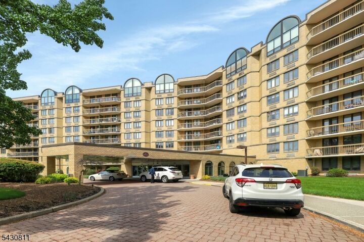 Property Photo:  10 Smith Manor Blvd 804  NJ 07052 