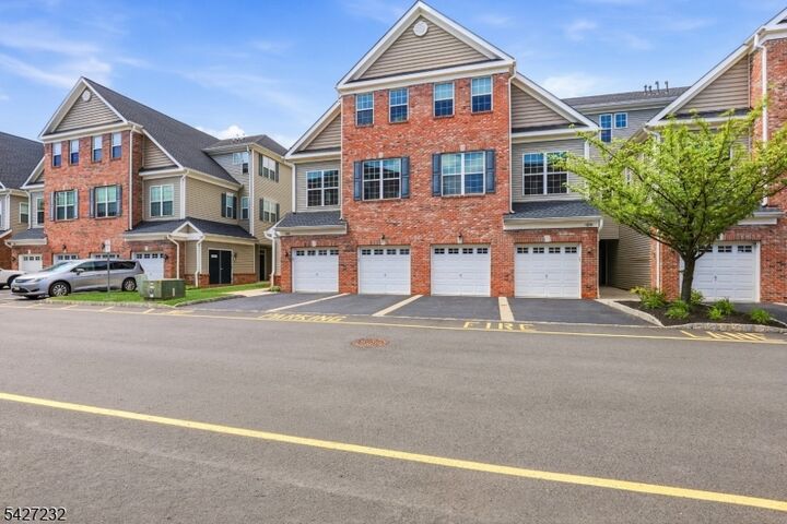 Property Photo:  9 Station Sq  NJ 07083 