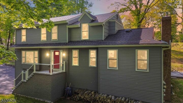 Property Photo:  66 Hillcrest Ave  NJ 07960 