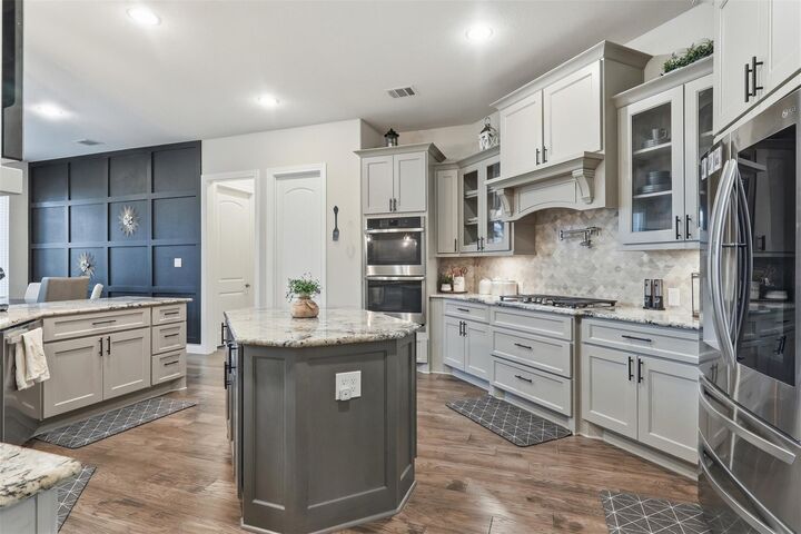 Property Photo:  11219 Hillside Knoll Lane  TX 77433 