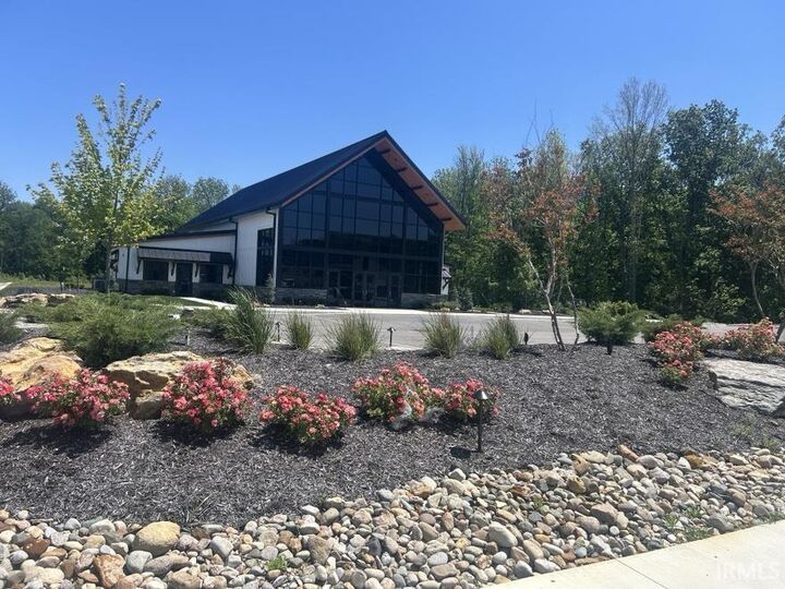Property Photo:  1638 Victoria Woods Drive  IN 47601 