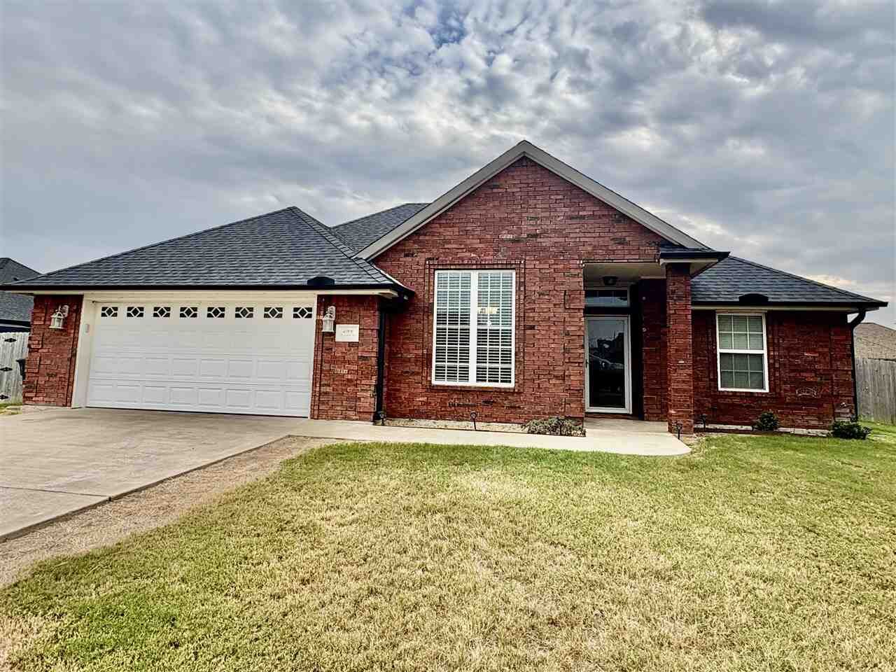Property Photo:  1206 Hershel Dr  OK 73538 