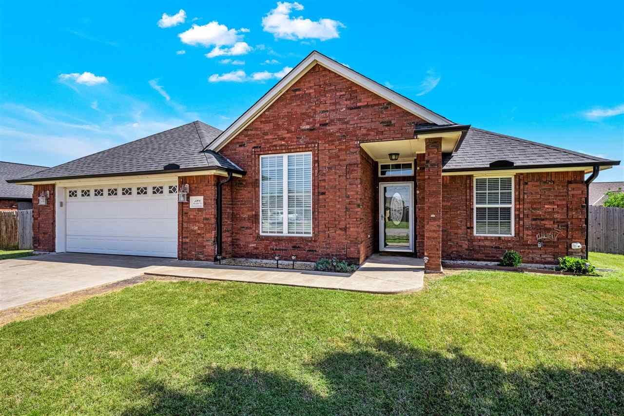 Property Photo:  1206 Hershel Dr  OK 73538 